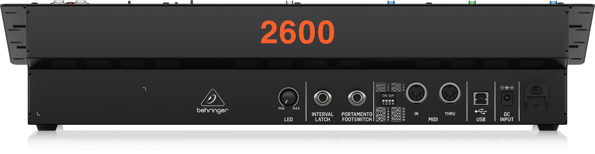 Behringer 2600