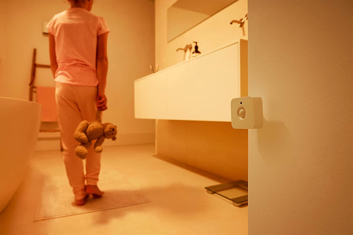 Philips Hue Motion Sensor - view 7